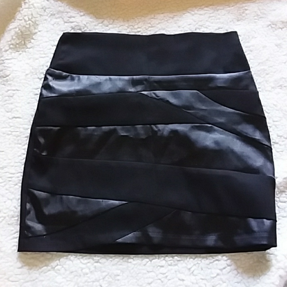 Eclipse skirt